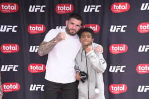 UFC FANFEST110