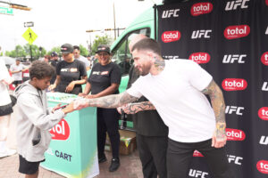 UFC FANFEST111