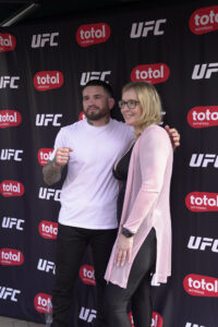 UFC FANFEST148