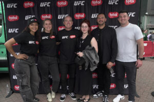 UFC FANFEST176