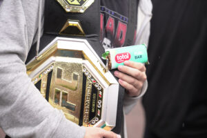 UFC FANFEST43